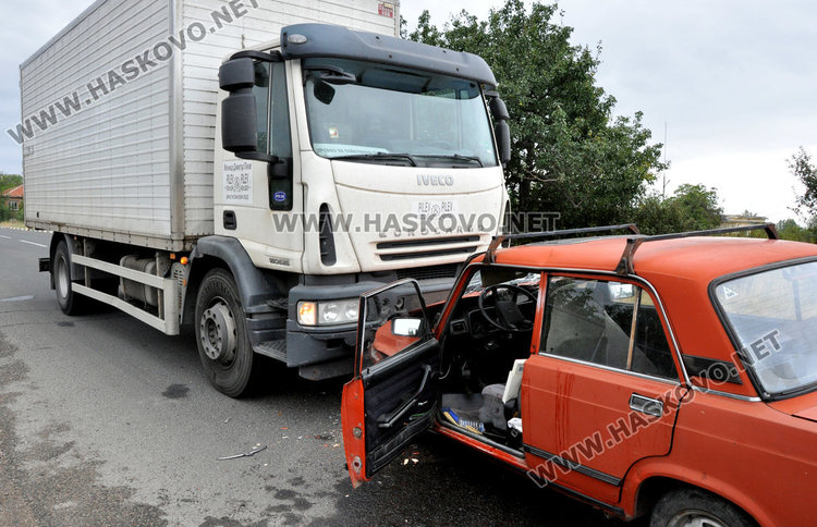 Черен петък и малък дявол по улиците в Хасковско