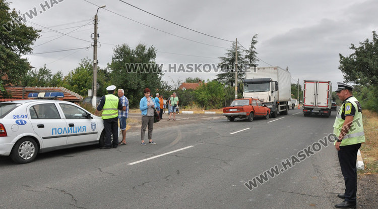 Черен петък и малък дявол по улиците в Хасковско