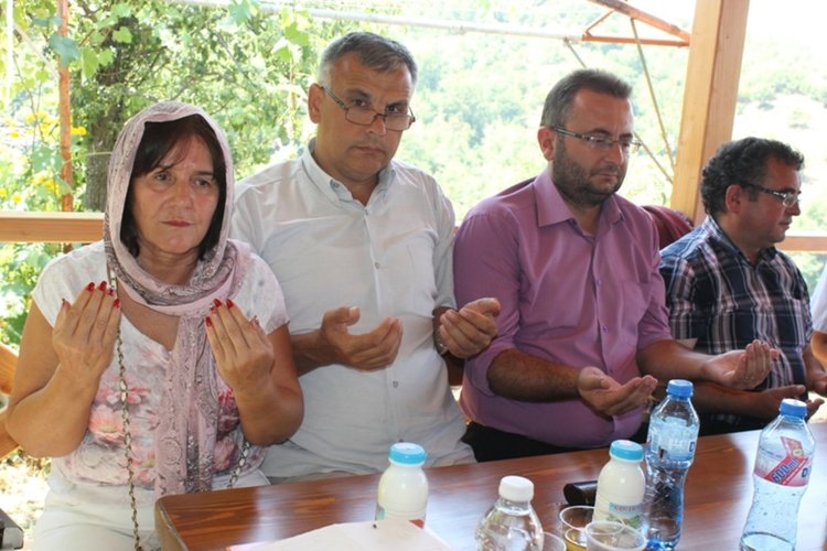 Семейството на Ресми Мурад направи мевлид в Горно Прахово