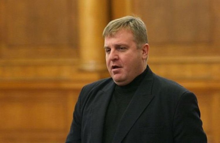 ВМРО: Бююк е върнат, заради заплаха от Турция