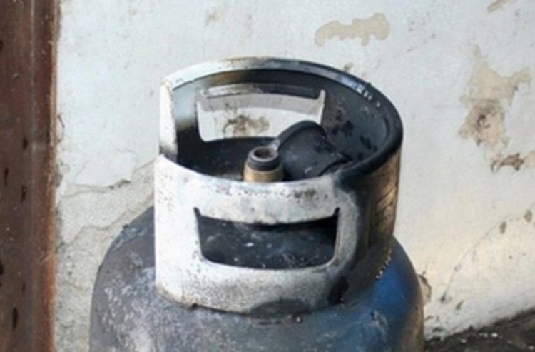 Газова бутилка се взриви в къща в Барутин