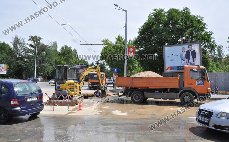 Част от Хасково на сухо заради трета авария на главен водопровод
