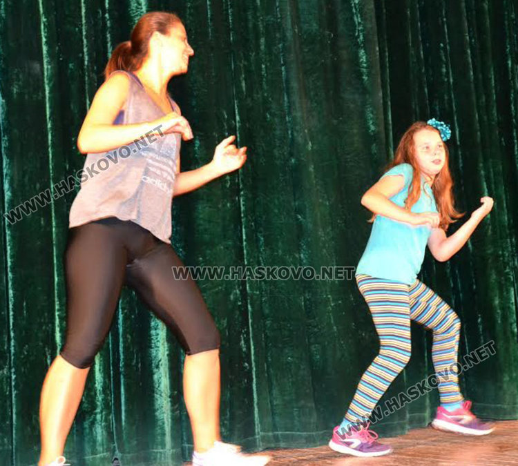 Благотовителен концерт за Ивка в Международния ден на младежите