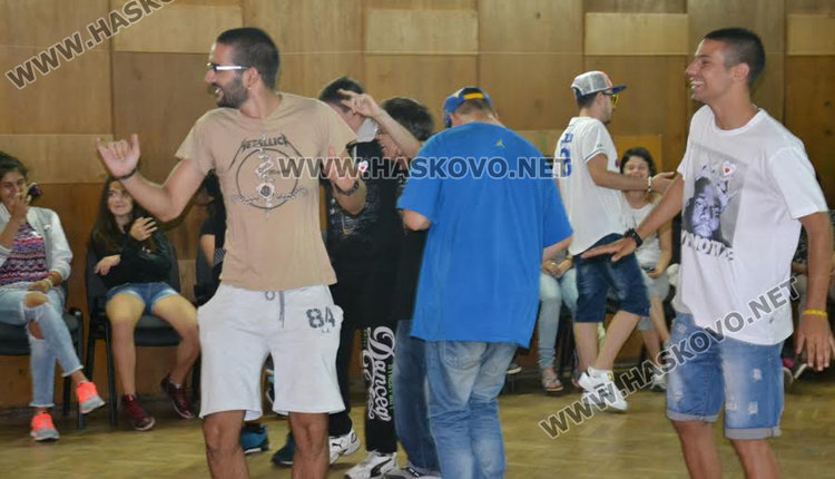 Благотовителен концерт за Ивка в Международния ден на младежите