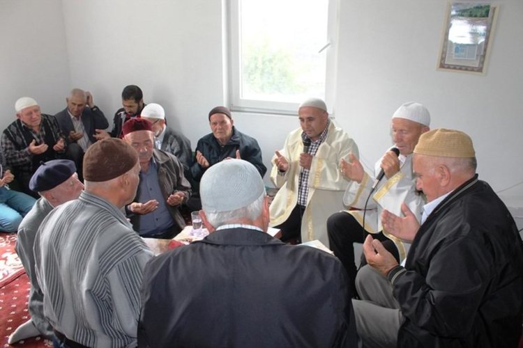 Над 1500 души ядоха кешкек в Башево