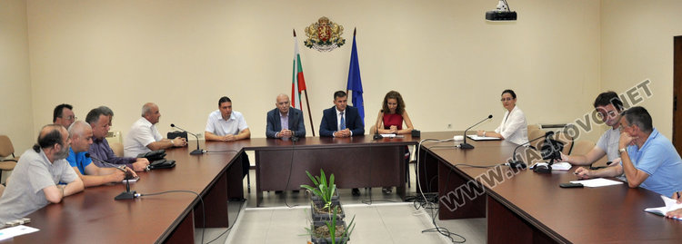 Заплатите в „Язаки“ -средните за бранша и ранга