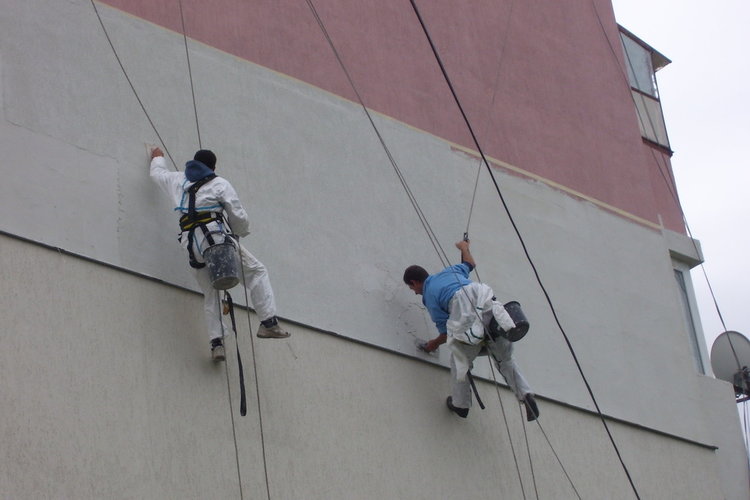 Санирането на първите блокове в Хасково започва до месец