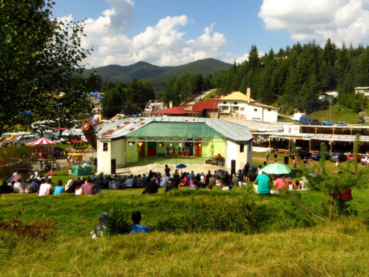 Три дни Доспат празнува с фестивал на народното творчество и Събор на чешмарите
