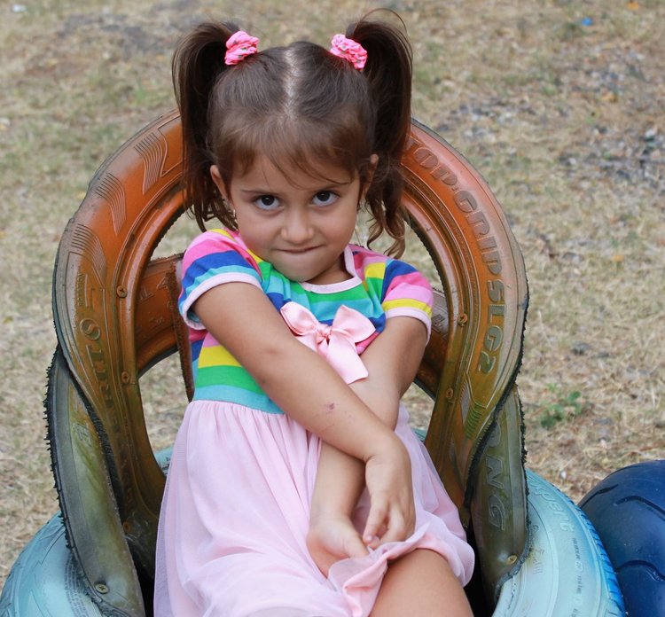 Димитровградчанин прави парк от стари автомобилни гуми 