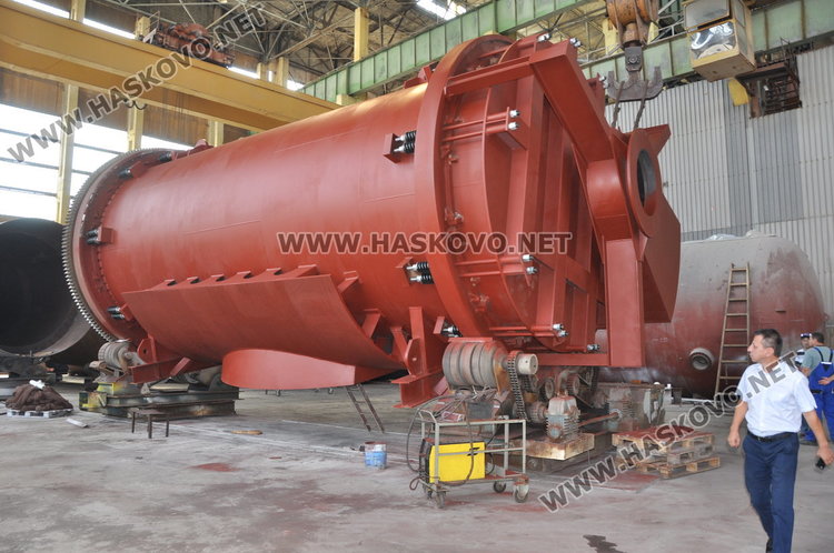 Уникален конвертор за металургията изработиха в Химмаш, за първи път в страната 