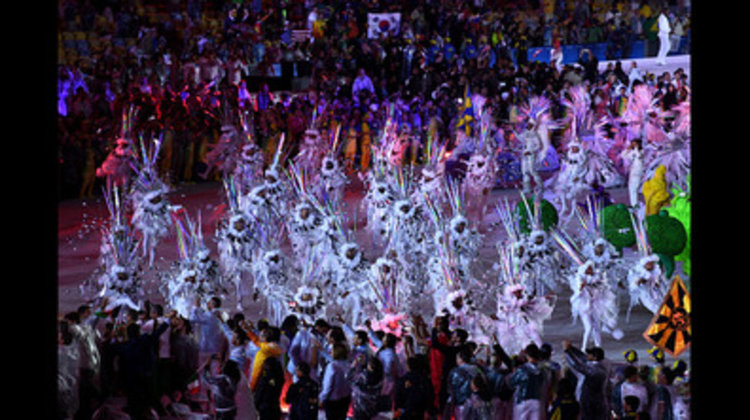 Олимпиадата бе закрита с пищен спектакъл