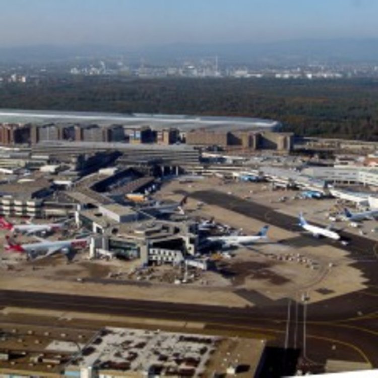 Във Франкфурт не пуснаха пиян пилот да излети с 274 пътници