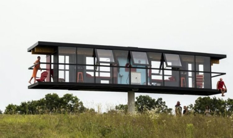 Съвременната къща на баба Яга