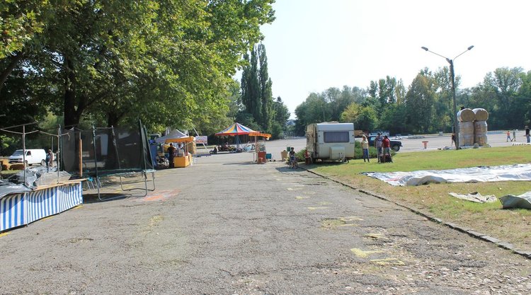 Димитровградски мекици предлага на панаира майстор от Хасково