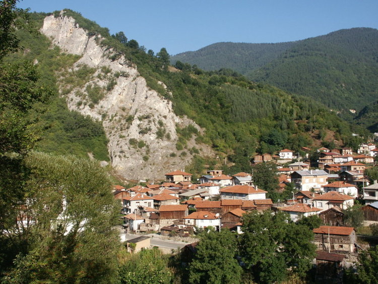 Залисан родопчанин зарязва колело пред механа, след седмица се жалва, че е откраднато