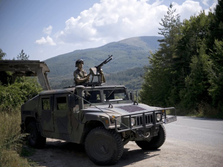 Ловец от Пирот застреля бежанец до границата ни