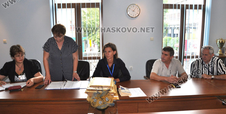 Ценовите оферти бяха отворени от 5-членна комисия