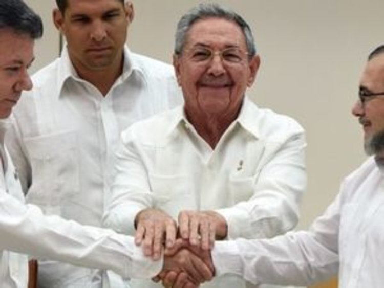 Властта и левите партизани в Колумбия се договориха за мир