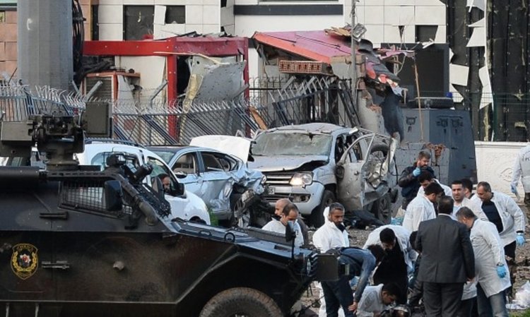 Експлозия в Турция, има жертви и много ранени