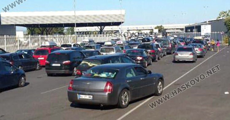 Тапа на “Капитан Андреево”, чака се с часове