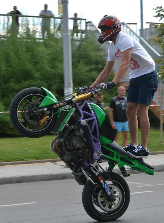 Мото шоу на бул."Благоев" вдигна адреналина