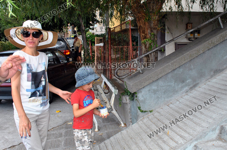 Главният архитект на Хасково деляна Панайотова също бе на мястото