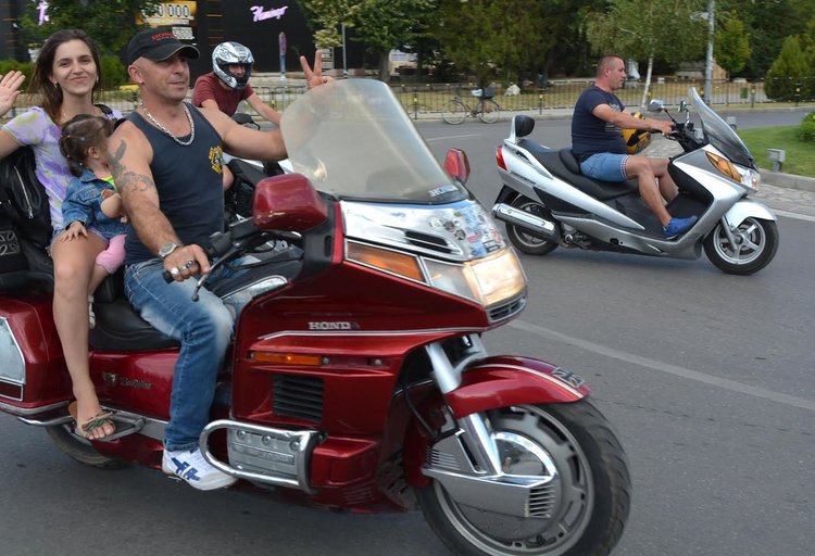 Мото шоу на бул."Благоев" вдигна адреналина