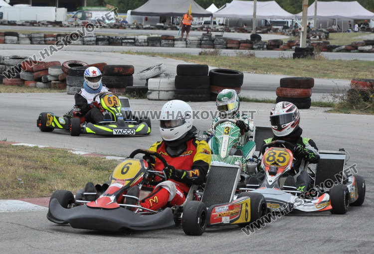 Хасковски пилот втори на републиканското по карт, с шанс за титлата