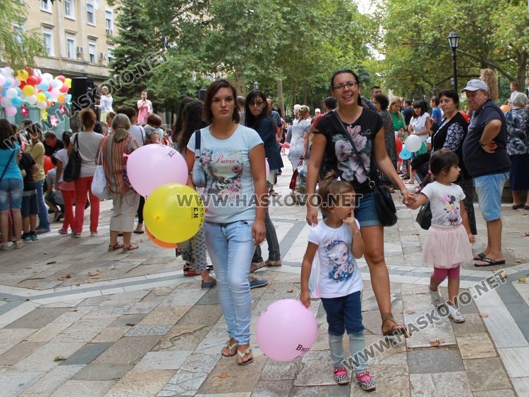 С празник за откриватели деца отбелязаха рождения ден на Димитровград