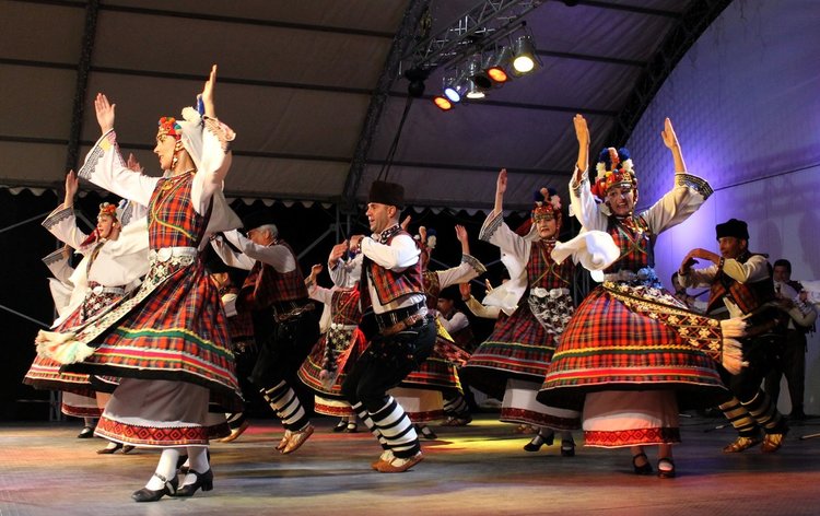 Ансамбъл "Родопа" гостува с концерт в село Добрич днес