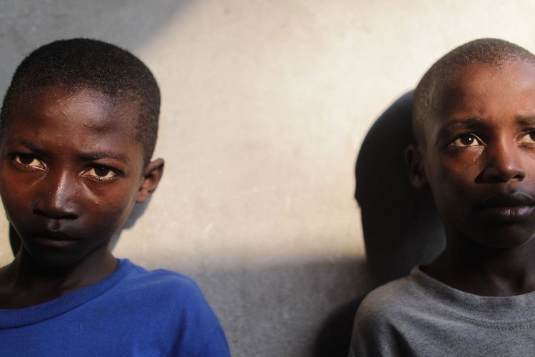 Невероятното село, в което момичетата стават момчета на 12 години  