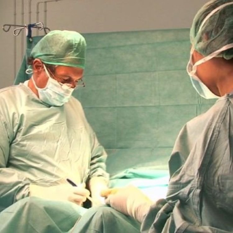 Лекари спасиха крака на жена от ампутация с нов метод