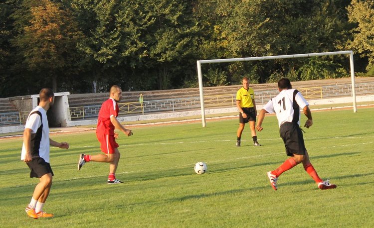 Шест отбора се включиха в турнира по футбол в Димитровград