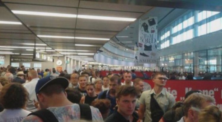 Нощните полети от Виена отменени заради технически проблем