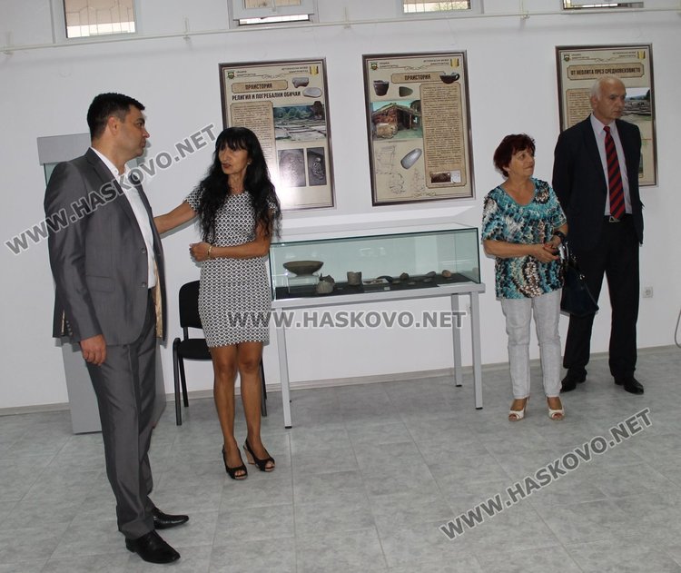 Откриха официално обновените сгради на музея и библиотеката в Димитровград