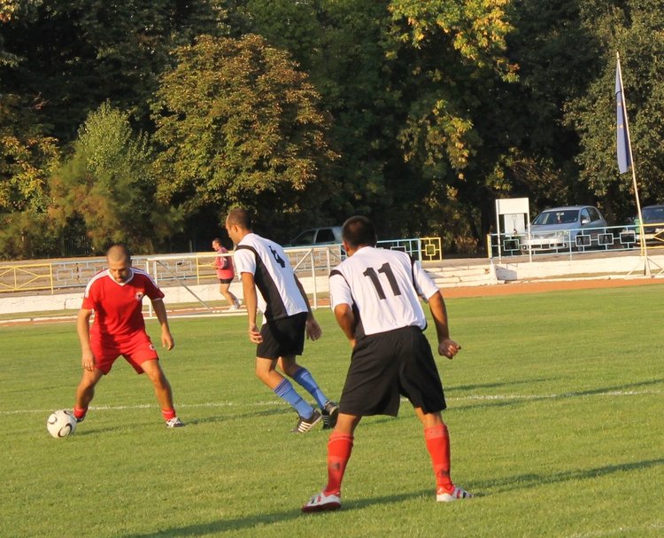 Шест отбора се включиха в турнира по футбол в Димитровград