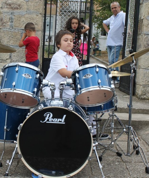 Възобновиха традицията по отбелязването на празника на Боровица