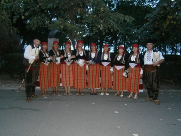 Родопски самодейци с приз "Световен шампион по фолклор" и три златни медала