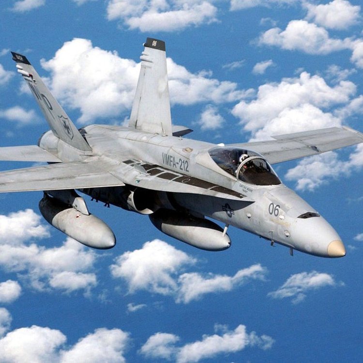 Изчезна швейцарски изтребител, пилотът е в неизвестност