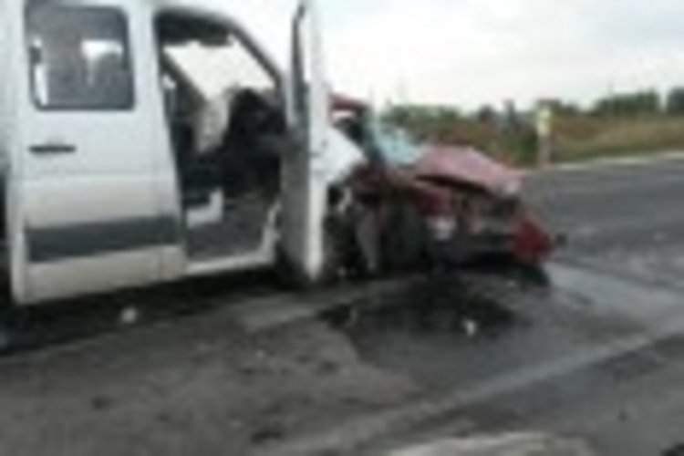 Двама загинаха във верижна катастрофа край Пловдив