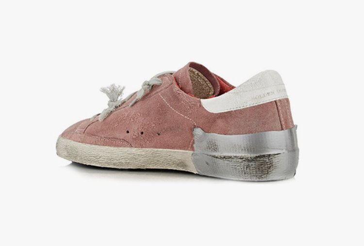 Нови модели италиански кални стари кецове за 600 долара