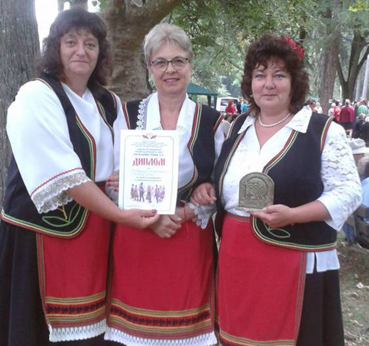 Белореченки оценени за многогласово пеене