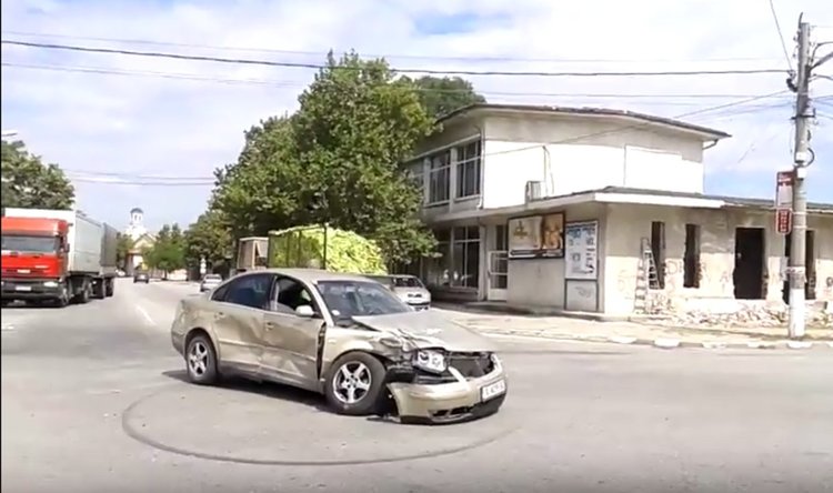 Още един "самоубиец" пренебрегна знак "Стоп" на кръстовището в Дебър