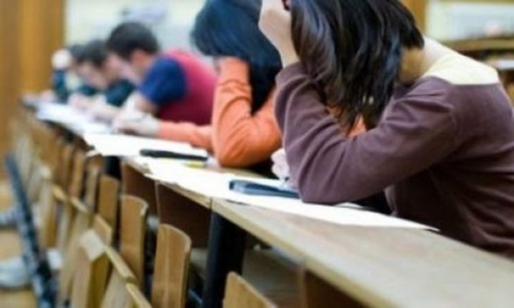 58 проспаха поправителната матура по БЕЛ в област Кърджали