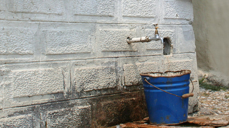 Безводие измъчва десетки села в област Кърджали