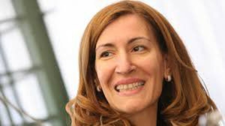 Ангелкова търси най-добрата туристическа атракция у нас