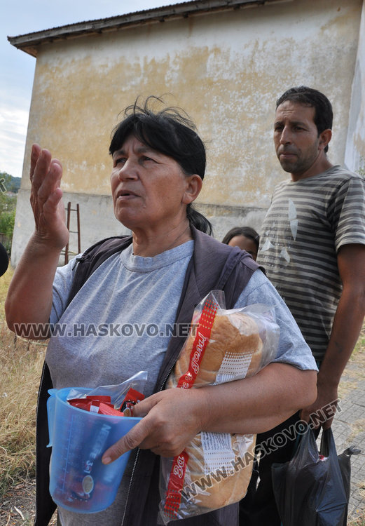Трима задържани за пожара край Българска поляна, 50  евакуирани