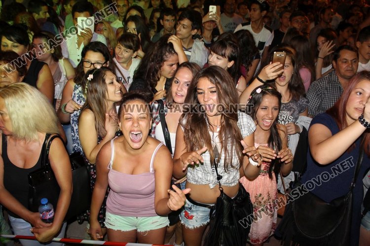 Десислава: Димитровград е рокаджийски град!