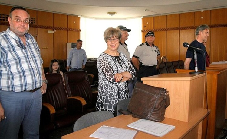 Клошарят, обвинен за полежа на Тютюневите складове, остава в ареста