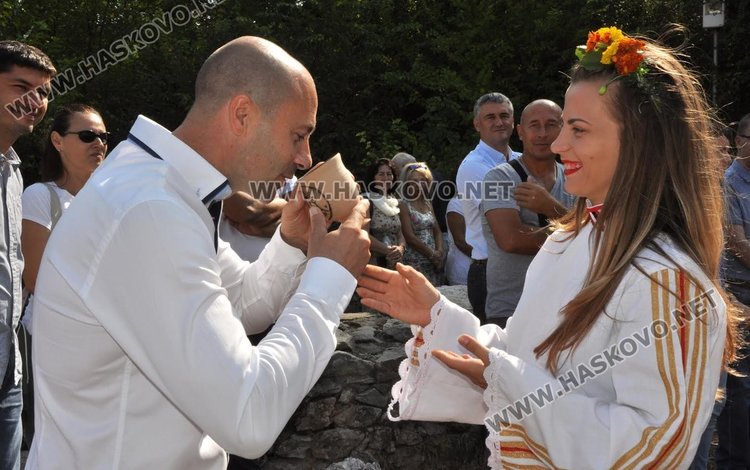 Легендата за нимфите пресъздадоха край Каснаково